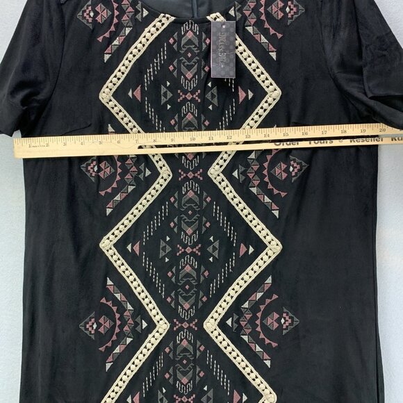 Miss Me‎ Dress Womens Medium Shift Black Faux Suede Embroidered Short Sleeve - Picture 11 of 15